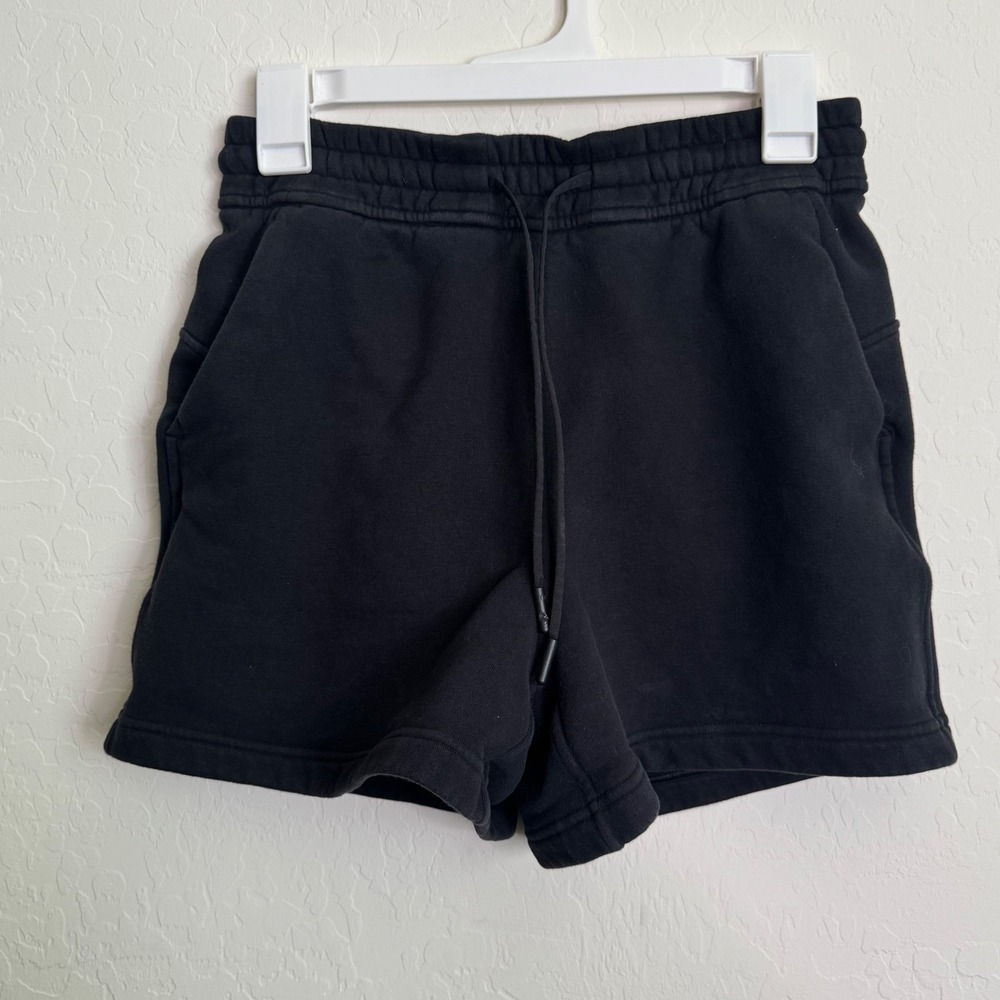 Lululemon Loungeful High-Rise Short 4" Workout Gym Soft Comfortable Black